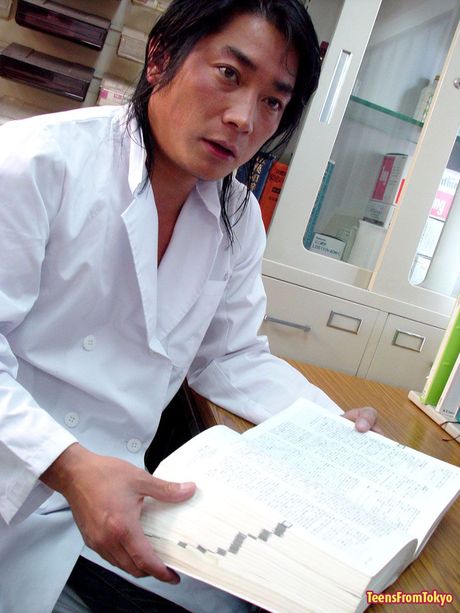 Willing Japanese teen nurse getting a massive doctors facial