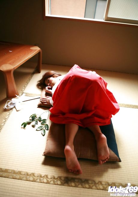 Amazing japanese Seiko Yamaguchi shows big tits and sexy butt